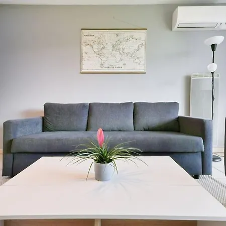 Grognarde - T3 Climatise Avec Terrasse Apartment *