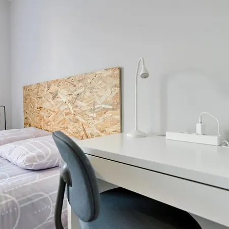Apartment Grognarde - T3 Climatise Avec Terrasse