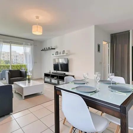 Apartment Grognarde - T3 Climatise Avec Terrasse